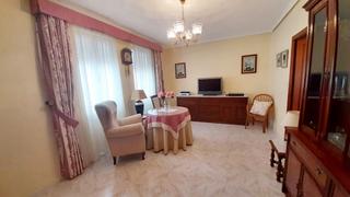 Pis a Valdepeñas. Piso en venta en subcentro, 2 dormitorios.