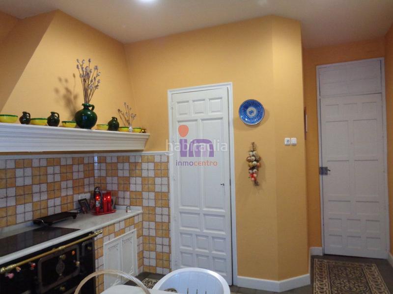 Foto cef675cb-19d9-4a74-8ce7-1b89e60ff08b. Casa amb calefacció aparcament piscina a Valdepeñas