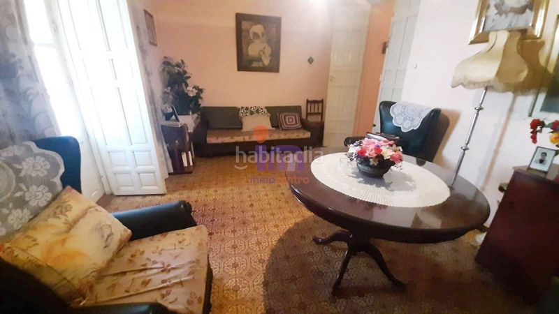 Foto 8f2ad49b-3383-427b-b794-4e3d49f84991. Casa a Valdepeñas