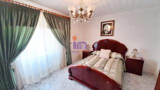 Casa a Viso del Marqués. Casa en venta en centro, 7 dormitorios.