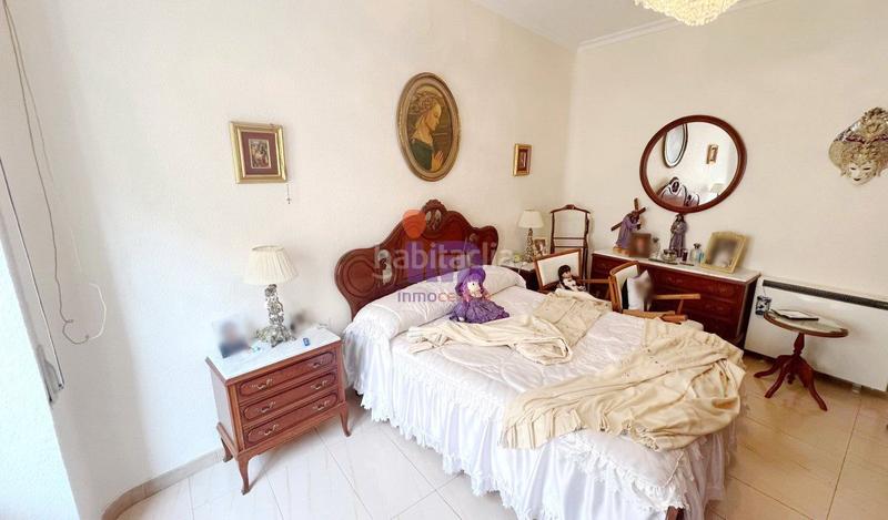 Foto 02bc7ef8-0a2d-4d4e-9c4b-861ae121ebf1. Piso  en venta en centro, 4 dormitorios. en Valdepeñas