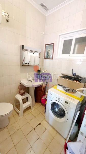 Foto 05962044-e8db-44f6-9b8f-156dcbe2bbc0. Piso  en venta en centro, 4 dormitorios. en Valdepeñas