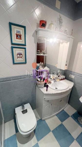 Foto 10ec531b-8868-475b-8d01-65007bc25d0e. Piso  en venta en centro, 4 dormitorios. en Valdepeñas