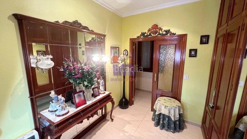 Foto d327f468-ec64-438f-979f-6a122bfeb517. Piso  en venta en centro, 4 dormitorios. en Valdepeñas