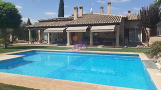 Xalet a Moral de Calatrava. Chalet en venta en moral de calatrava, 4 dormitorios.