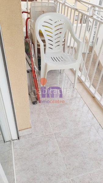 Foto 4b0ad600-3a75-49fe-a051-33ab101c9672. Piso  en venta en hospital, 4 dormitorios. en Valdepeñas