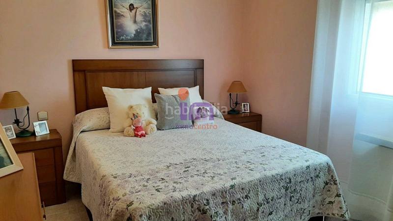 Foto 69ff4bda-d660-49b8-8851-c5528aeff168. Piso  en venta en hospital, 4 dormitorios. en Valdepeñas