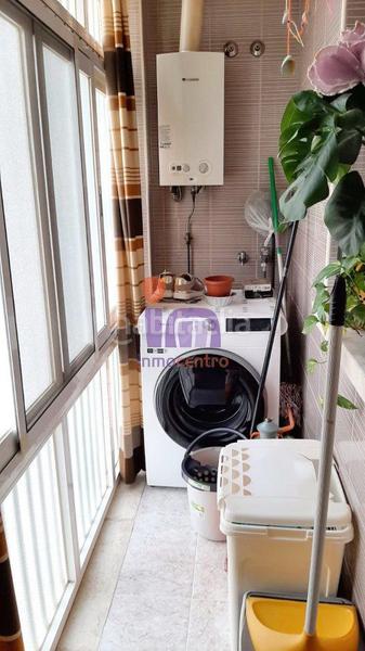 Foto a994b357-5df9-4f6d-8a7a-13f67b17b50c. Piso  en venta en hospital, 4 dormitorios. en Valdepeñas