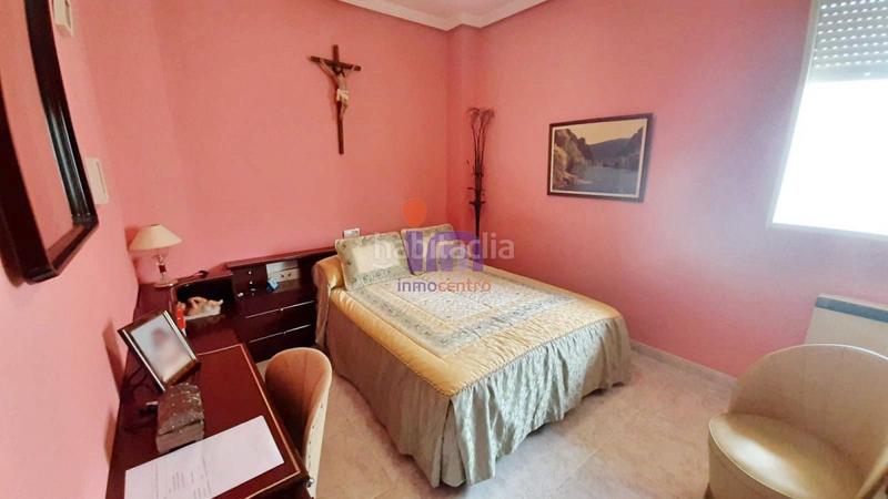 Foto c2f6c3ef-cd37-409b-9f4b-0c15afe7e5e4. Piso  en venta en hospital, 4 dormitorios. en Valdepeñas