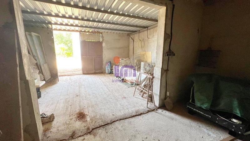 Foto 288bf129-c0b0-440a-9700-9bd716f67be5. Chalet  en venta en periferia, 3 dormitorios. en Valdepeñas