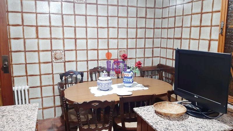 Foto 1489ed0d-5162-45e4-9c7b-c2771078d5ba. Piso  en venta en centro, 3 dormitorios. en Valdepeñas