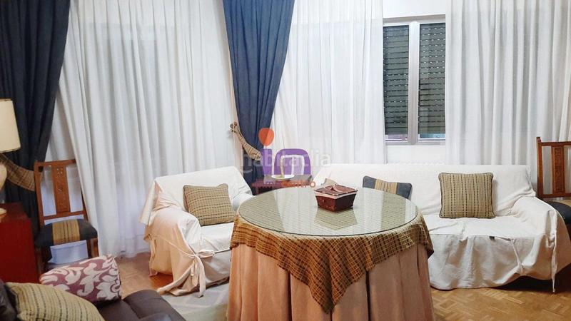 Foto 5ddec260-e28a-41a4-bbdb-05abc3e0c314. Piso  en venta en centro, 3 dormitorios. en Valdepeñas