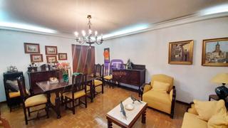 Pis a Valdepeñas. Piso en venta en centro, 3 dormitorios.
