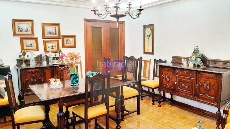 Foto f0adb95b-649d-4ed4-bad0-5b568f16853a. Piso  en venta en centro, 3 dormitorios. en Valdepeñas