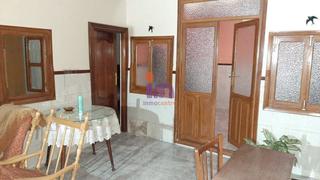 Haus in Valdepeñas. Casa en venta en convento, 5 dormitorios.