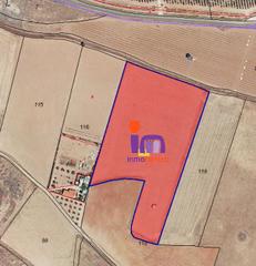 Mas à Valdepeñas. Finca en venta en periferia.
