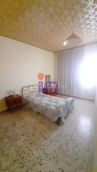 Foto 38fd0cc5-ff6f-436c-8b12-29543bc5559b. Casa  en venta en subcentro, 8 dormitorios. en Valdepeñas