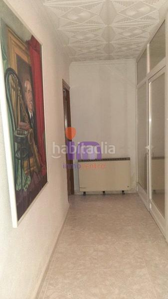Foto 79b2a094-8134-4f86-a9af-cd3fa0960ff7. Casa  en venta en subcentro, 8 dormitorios. en Valdepeñas