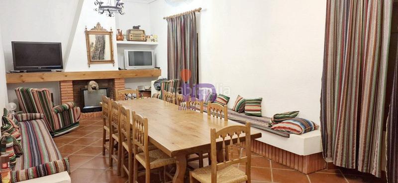 Foto 11703f1b-97a8-41f7-96b0-c1b1f1caed1e. Casa  en venta , 6 dormitorios. en San Carlos del Valle