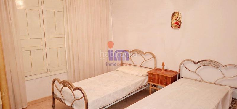 Foto b79e0436-f258-4c49-9e40-4c86bedbe8eb. Casa  en venta , 6 dormitorios. en San Carlos del Valle