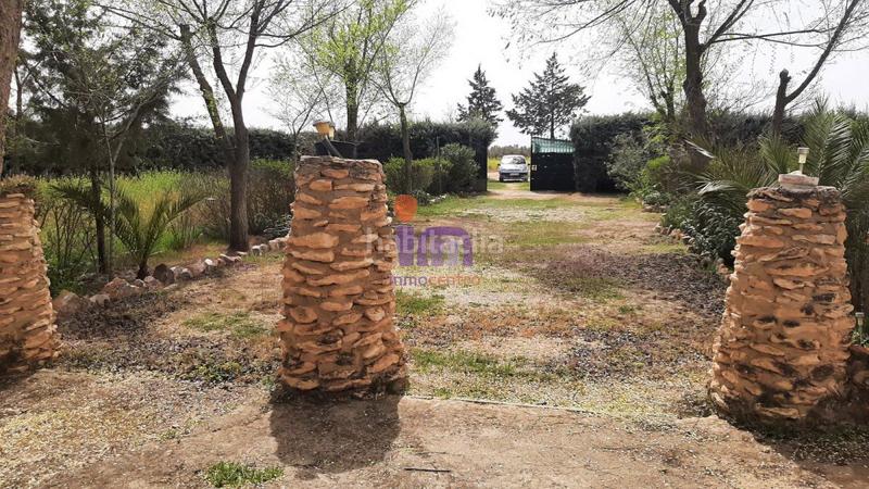 Foto 113b4889-f371-4232-896a-8c48cbceda2b. Chalet  en venta en periferia, 3 dormitorios. en Membrilla