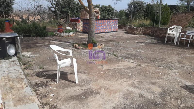 Foto 1cd2abcb-bfbb-42b7-92ac-9bc4e225a8a1. Chalet  en venta en periferia, 3 dormitorios. en Membrilla