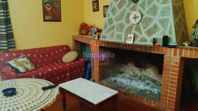 Foto 2ee93b74-b17d-4012-8b05-c081d6368188. Chalet  en venta en periferia, 3 dormitorios. en Membrilla