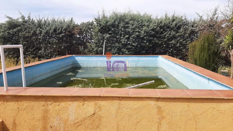 Foto f08d4ec3-1cd2-404b-9750-cf03d89b2237. Chalet  en venta en periferia, 3 dormitorios. en Membrilla