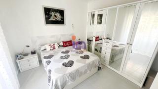 Casa en Valdepeas. Casa en venta en convento, 6 dormitorios.