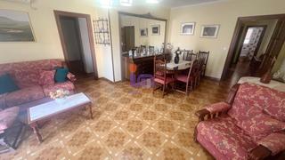 Pis a Valdepeñas. Piso en venta en centro, 3 dormitorios.