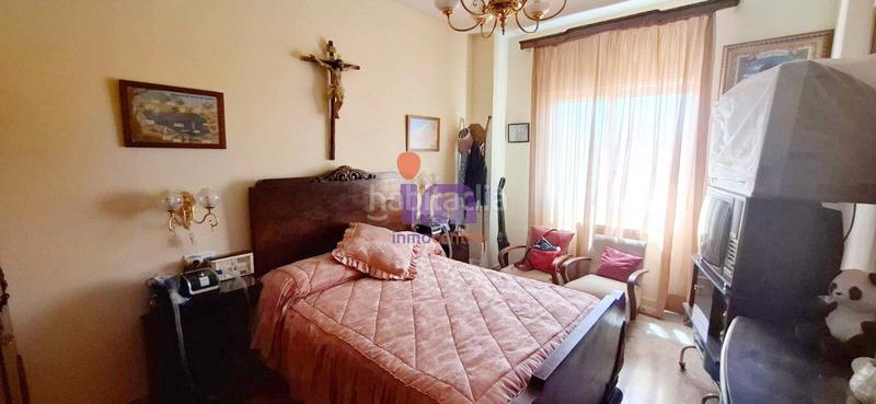 Foto 47ff2fd4-ab50-4660-bf05-58100dc46c59. Piso  en venta en canal, 2 dormitorios. en Valdepeñas