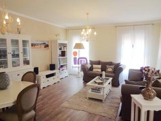 Casa a Valdepeñas. Casa en venta en subcentro, 3 dormitorios.