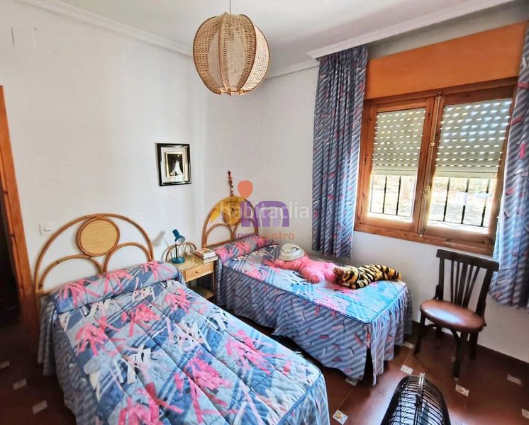 Foto 7a522e96-a7e2-438f-81d0-8e7249843cc1. Chalet mit parking in Valdepeñas