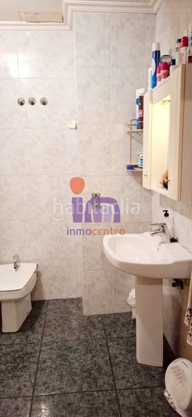 Foto f8c53d73-fc0e-4f1e-bc12-9baf131a97d6. Casa amb calefacció aparcament a Valdepeñas
