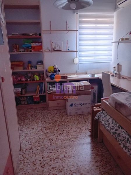 Foto bd6ff70a-b459-41b2-a791-91a95a828f75. Pis amb calefacció aparcament a Valdepeñas