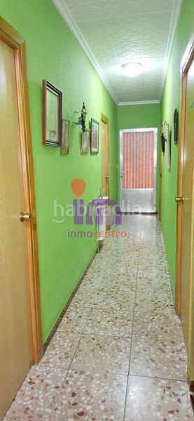 Foto c6cc2924-c48d-42f8-8237-9280c705407d. Casa amb calefacció aparcament a Valdepeñas