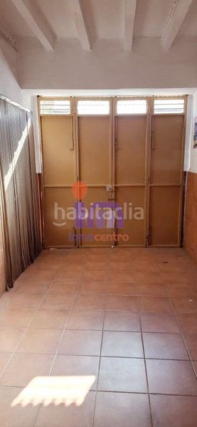 Foto a1b2bb82-5e90-446a-8079-10735e6ab537. Casa amb aparcament a Valdepeñas
