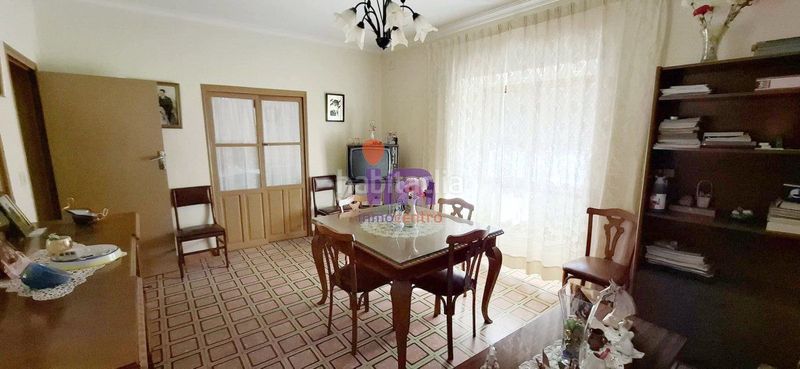 Foto b63992b0-c77f-4317-b4d1-5e071aade3ec. Casa amb aparcament a Valdepeñas