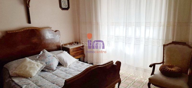Foto cb721fd5-b682-4073-affa-cb9bbc73cc54. Casa amb aparcament a Valdepeñas