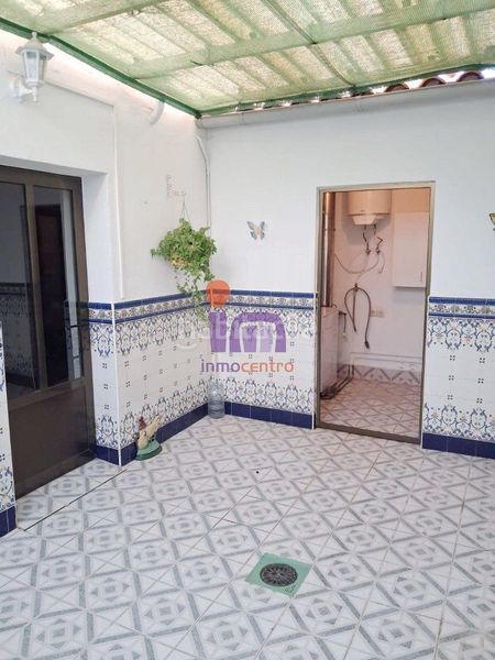 Foto 4fb8a2fc-0664-471b-8efe-79f4e97c8b20. Casa adossada amb calefacció a Moral de Calatrava