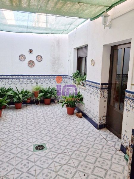 Foto cd345adb-0cec-4f76-a3cf-c9de9ca9554a. Casa adossada amb calefacció a Moral de Calatrava