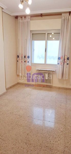 Foto ad4f0546-5565-4ebf-964c-b84077ceac5a. Pis amb calefacció a Valdepeñas