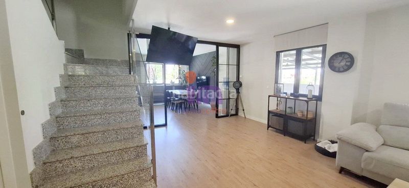 Foto a5d0444d-f3e4-4a41-ace3-d777a7b23c73. Casa amb calefacció aparcament piscina a Valdepeñas