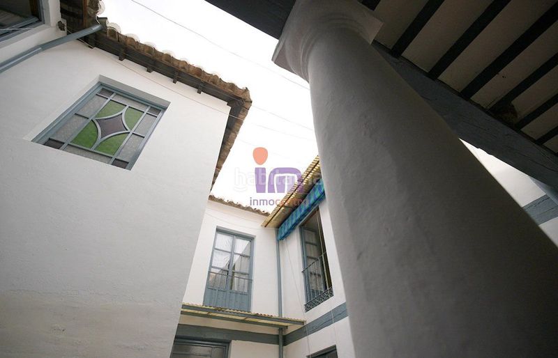 Foto 9e45edb8-4bfb-4af8-bf98-67b09c7a01b6. Casa amb aparcament a Valdepeñas