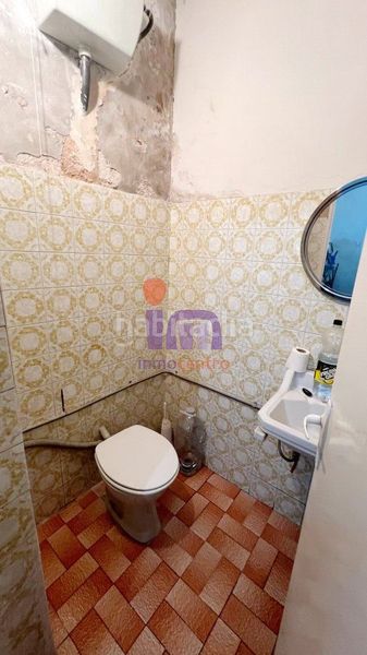 Foto a66b06c7-3f44-4101-b058-5a702a71c0e1. Casa amb calefacció aparcament a Valdepeñas