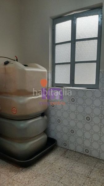 Foto 88c5b831-3bad-4922-9fc6-a275c5846096. Casa amb calefacció aparcament a Valdepeñas