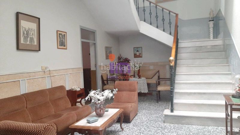 Foto fb58ce2e-d7fa-40aa-8202-8def69cfe95f. Casa amb calefacció aparcament a Valdepeñas