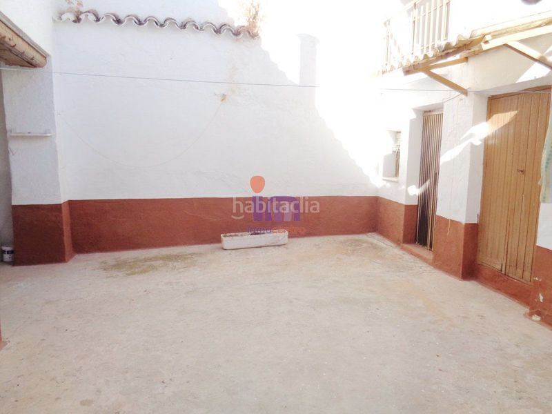 Foto 7c336ced-4218-472e-bdf6-c81044ed0f0c. Casa amb aparcament a Valdepeñas