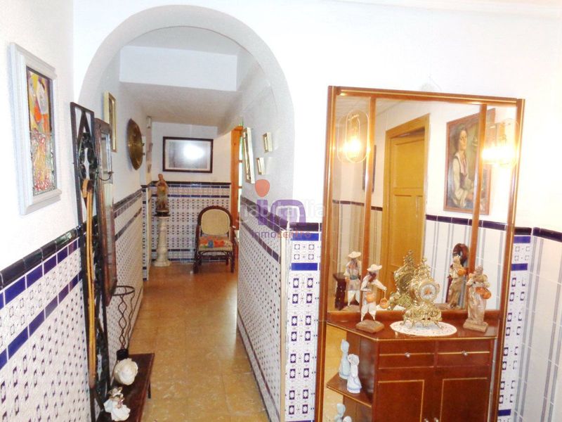 Foto de4625f2-cd37-44a6-9e24-cdcdcf48b594. Casa amb aparcament a Valdepeñas