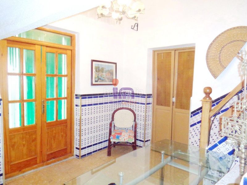 Foto f6d29d43-7bc0-4f73-be51-4eabd7f7c467. Casa amb aparcament a Valdepeñas